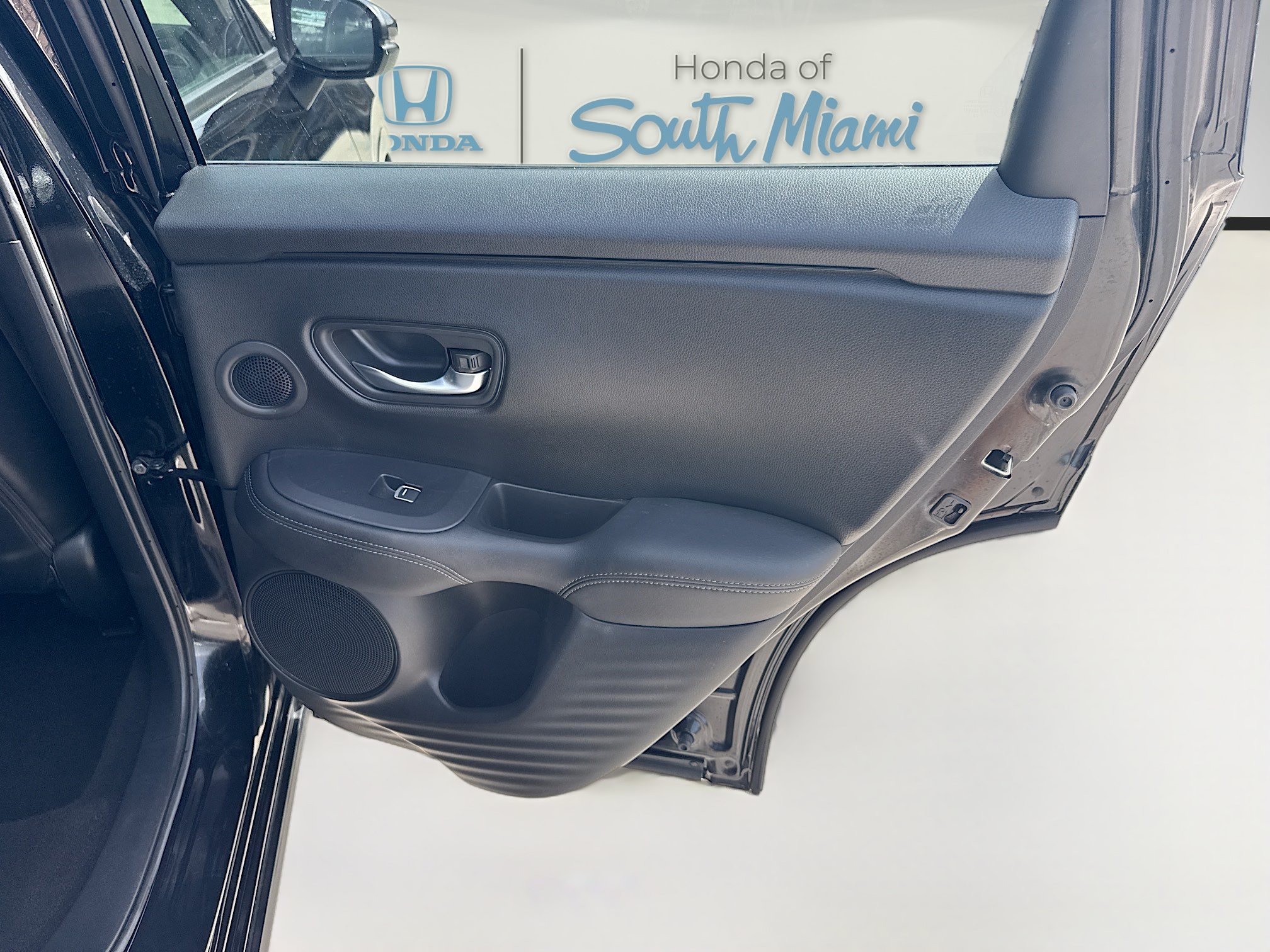 Certified 2024 Honda HR-V EX-L image 29