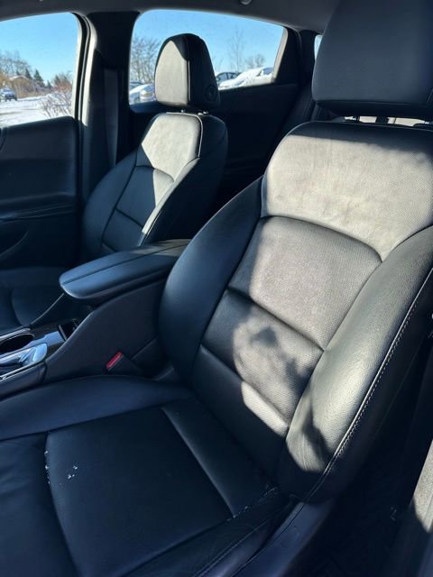 Used 2018 Chevrolet Malibu Premier w/ Premier Sun and Wheel Package image 37