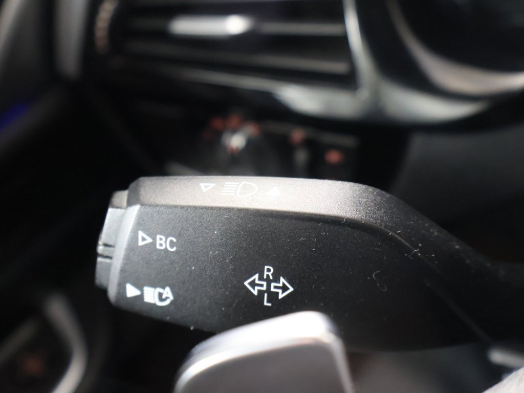 Used 2018 BMW 640i Gran Turismo xDrive image 44