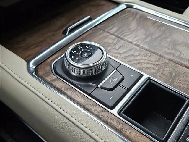 Used 2021 Ford Expedition Platinum image 12