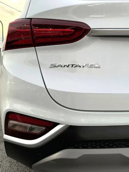 Used 2019 Hyundai Santa Fe FWD image 13