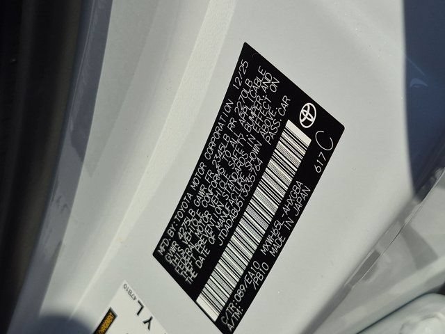 Certified 2026 Toyota Prius XLE AWD/4WD image 18