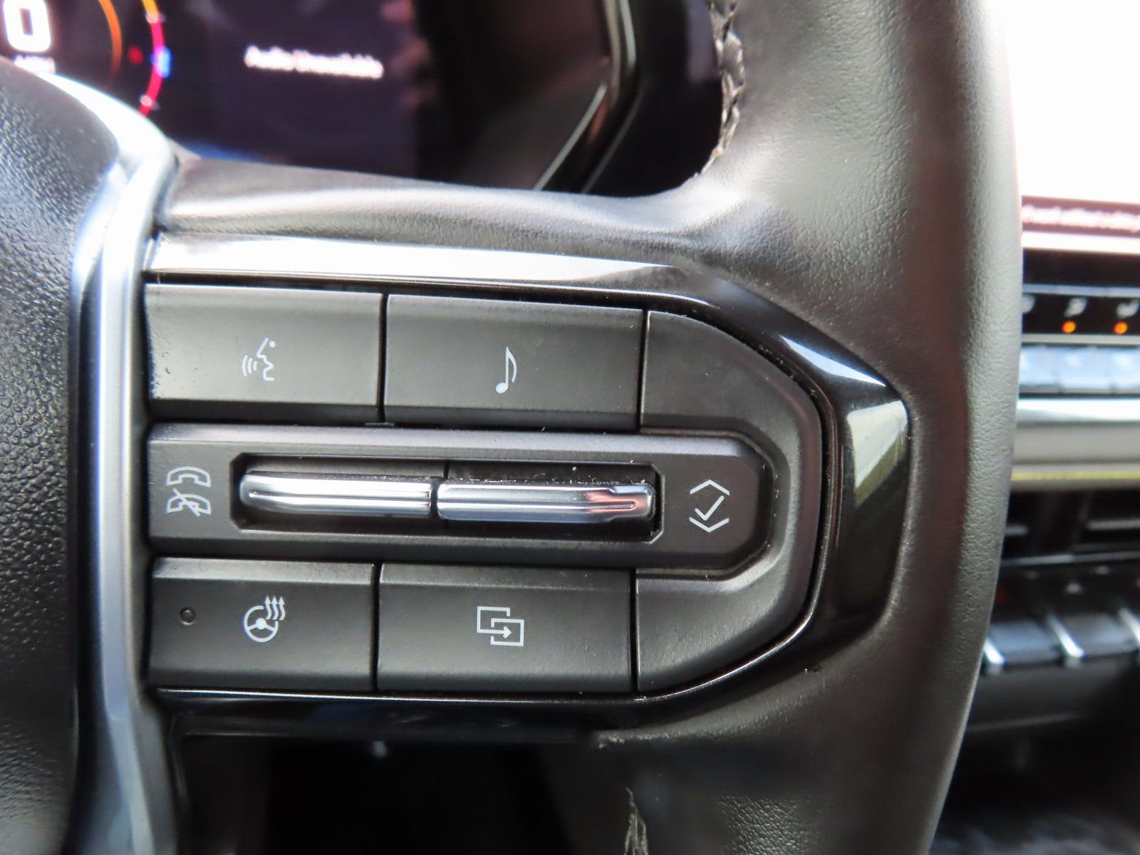 Used 2023 Chevrolet Colorado ZR2 w/ ZR2 Convenience Package III image 21