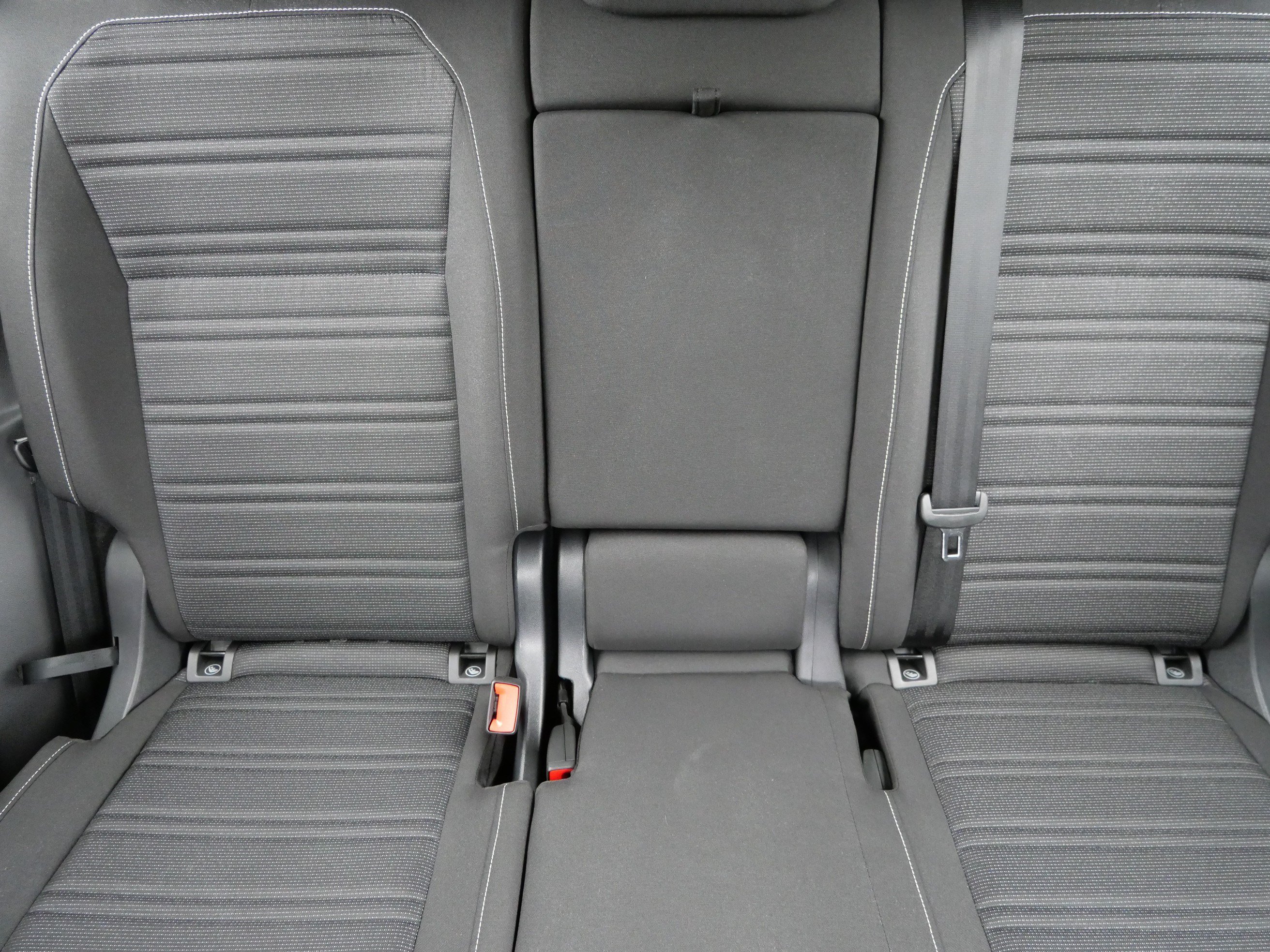 Used 2024 Volkswagen Tiguan S w/ MDO Package, Two-Row AWD/4WD image 13