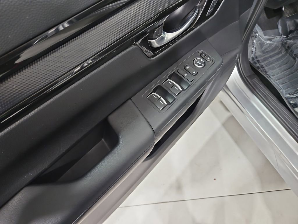 Used 2024 Honda CR-V EX-L image 11
