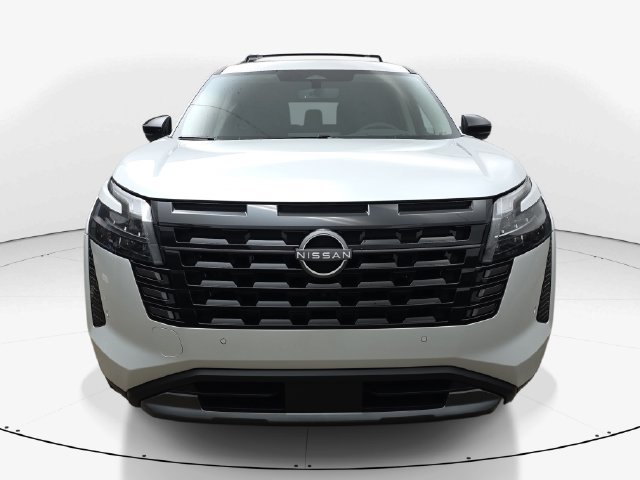 New 2026 Nissan Pathfinder Platinum w/ Accent Package FWD image 12