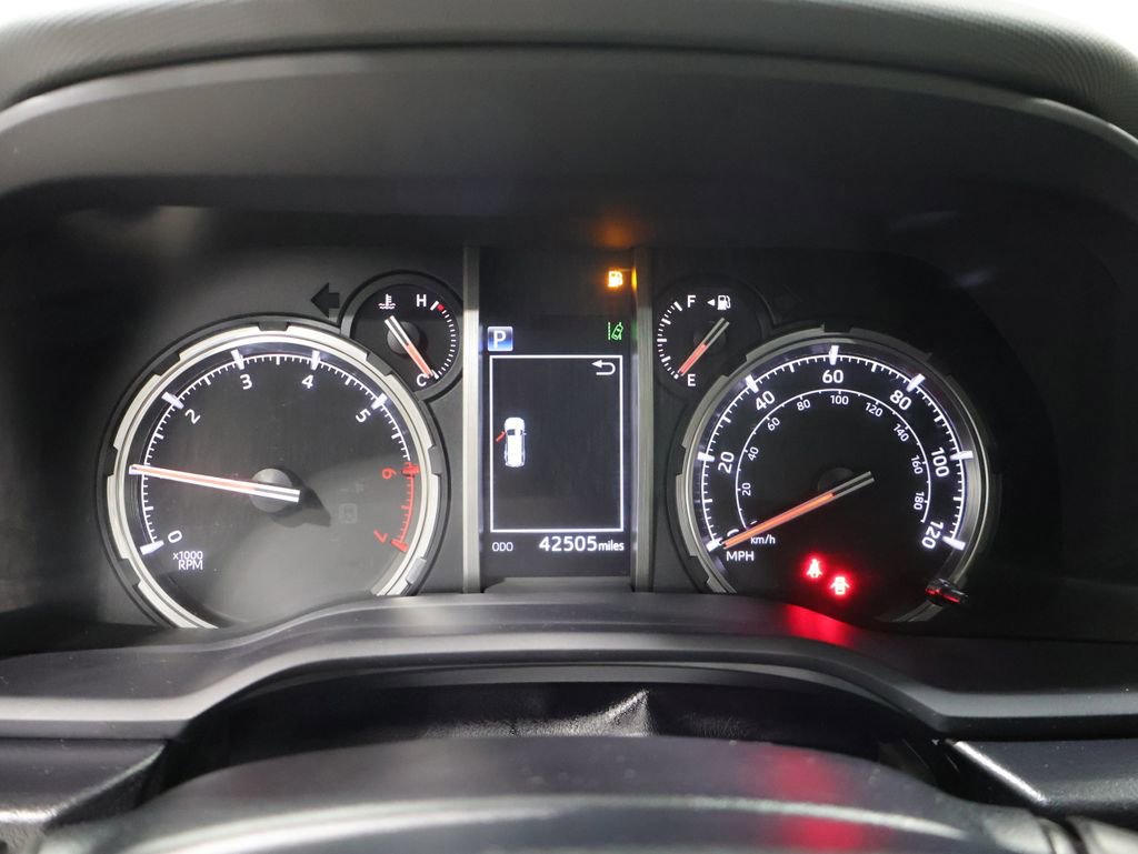 Used 2024 Toyota 4Runner Limited AWD/4WD image 40
