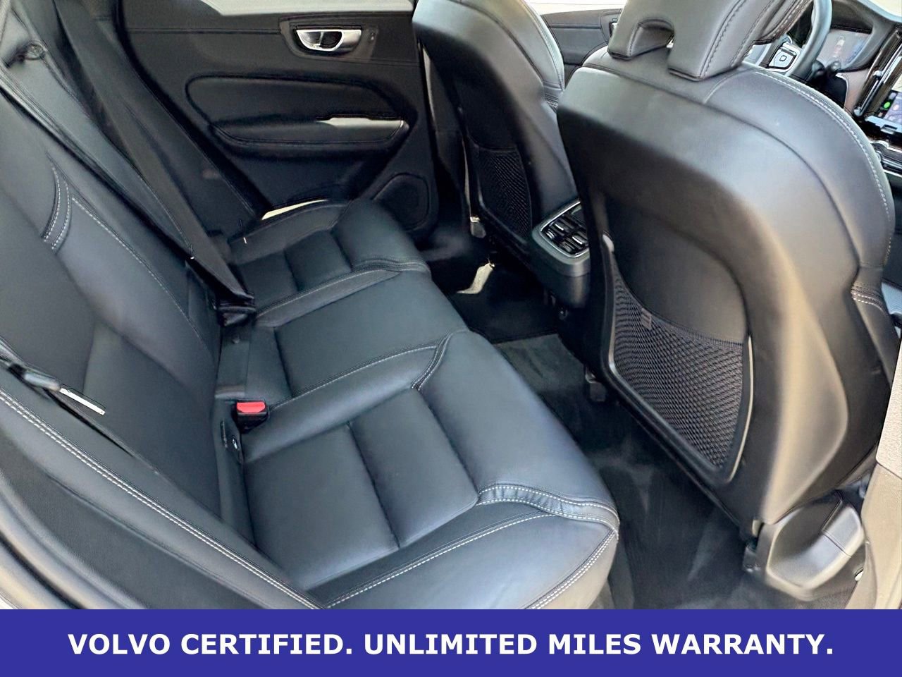 Certified 2023 Volvo XC60 B5 Ultimate w/ Climate Package image 34