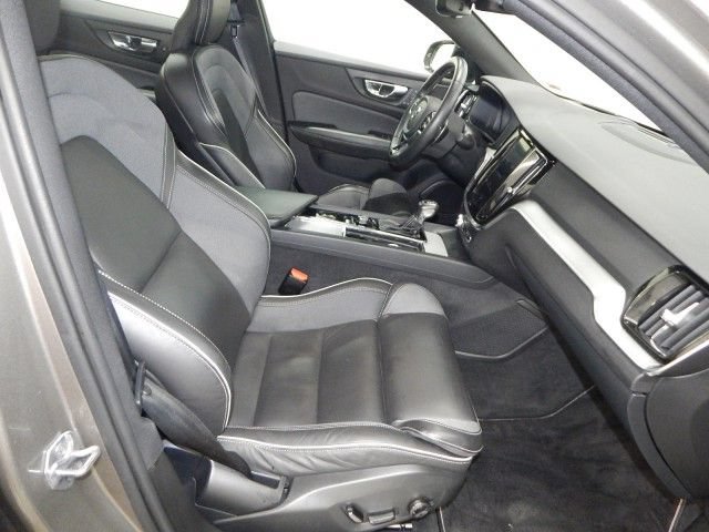 Used 2019 Volvo S60 T6 R-Design AWD/4WD image 19