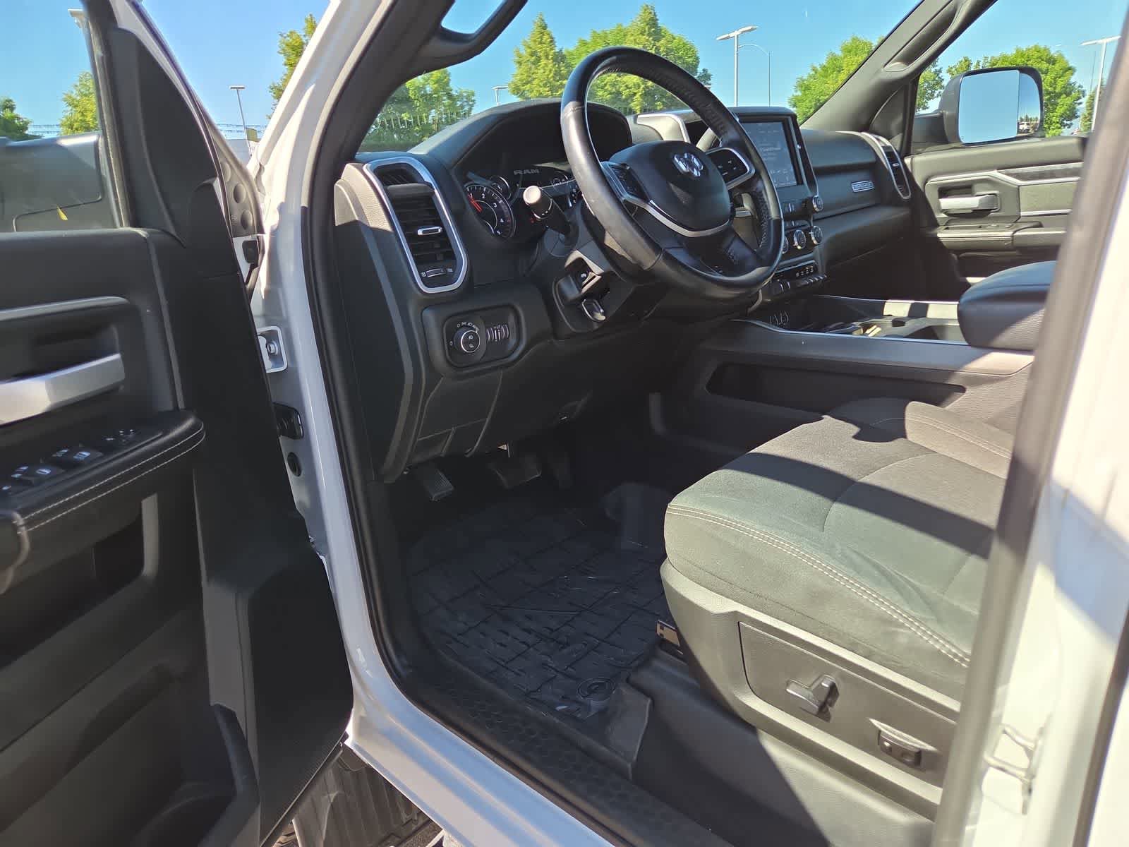 Used 2020 RAM 2500 Big Horn w/ Level 1 Equipment Group AWD/4WD image 10