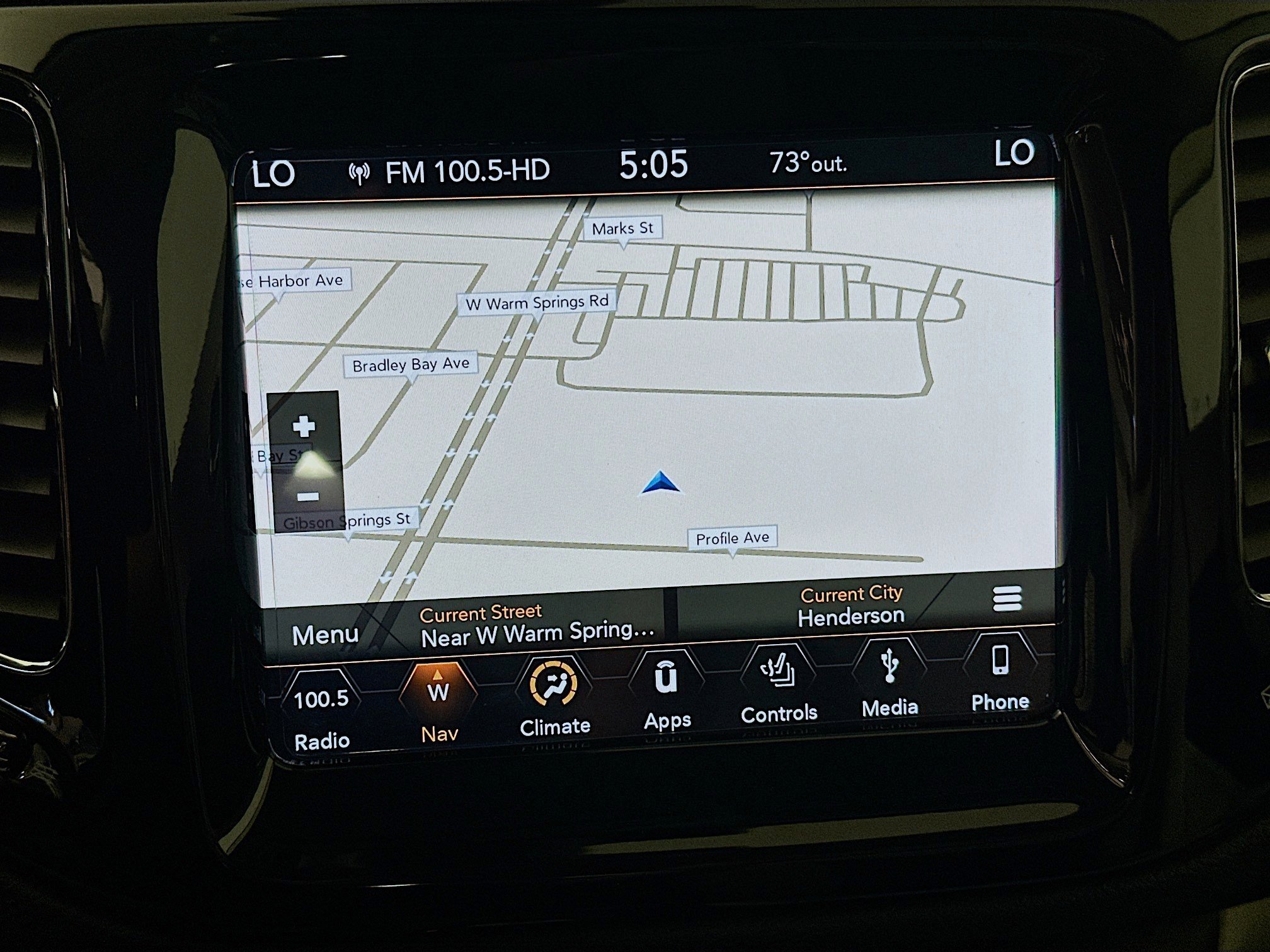 Used 2018 Jeep Compass Limited w/ Navigation Group FWD image 22