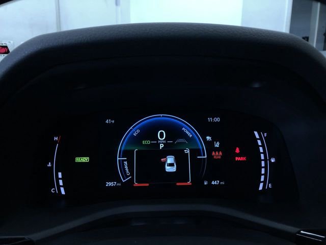 Used 2026 Toyota Camry SE image 32