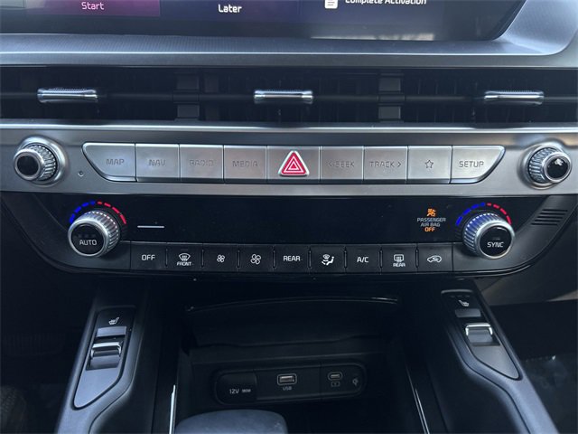 Certified 2024 Kia Telluride S w/ S Sunroof Package image 32