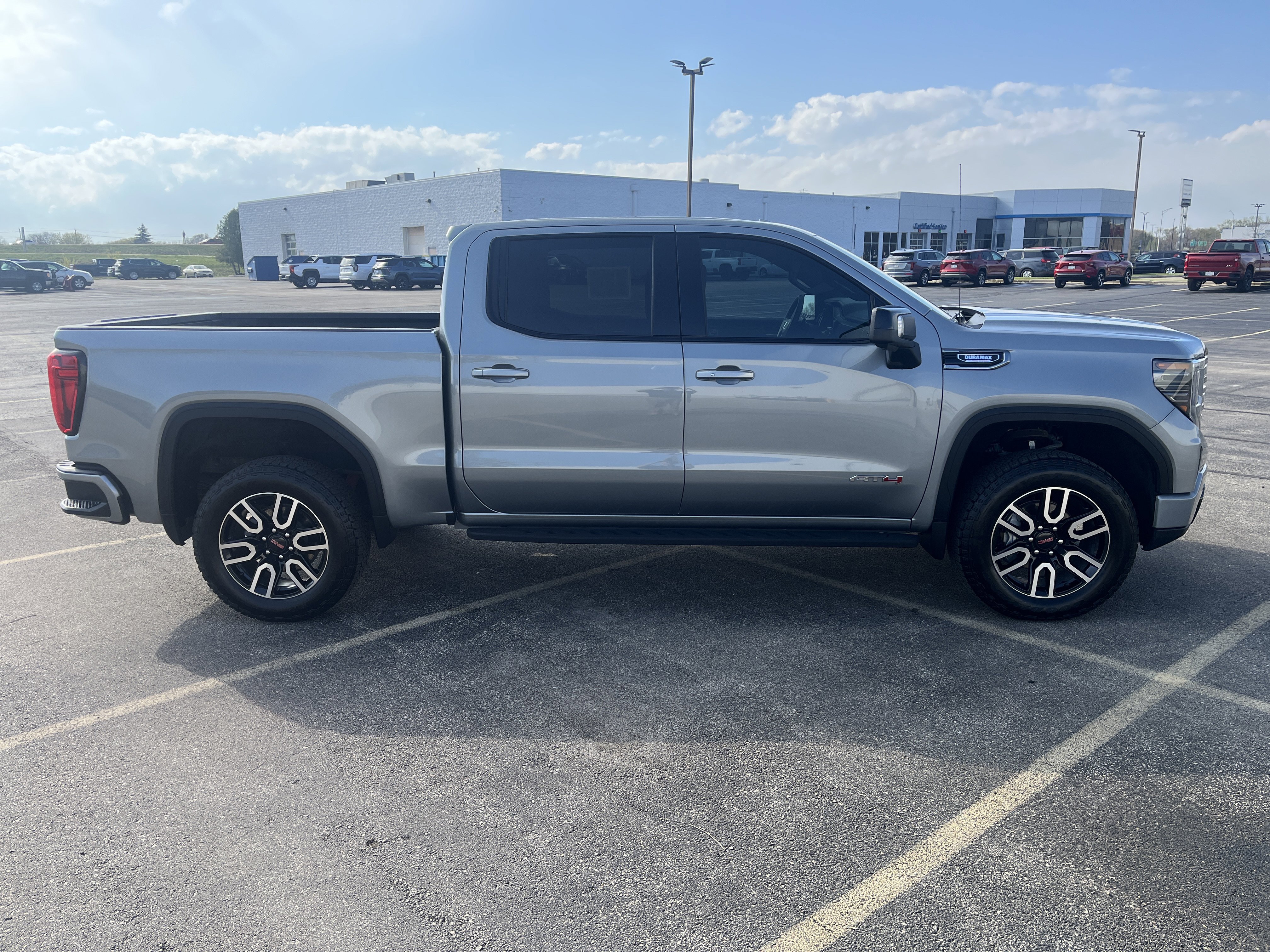 Used 2026 GMC Sierra 1500 AT4 w/ AT4 Premium Package AWD/4WD image 7