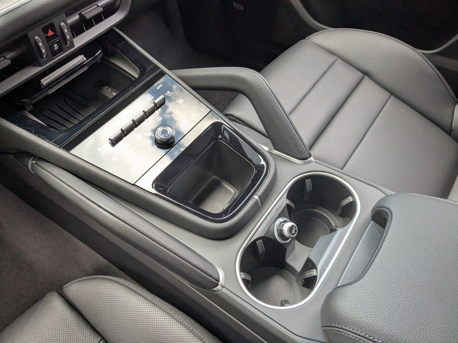 New 2026 Porsche Cayenne AWD/4WD image 21