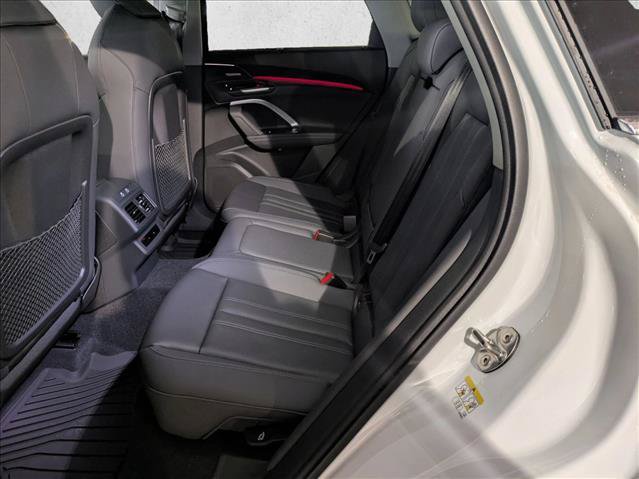 New 2025 Audi Q5 Premium AWD/4WD image 17