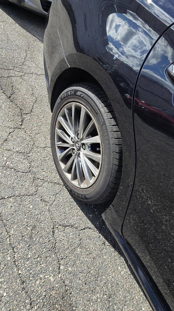 Used 2016 Toyota Avalon Limited w/ Toyota Safety Sense Package image 17