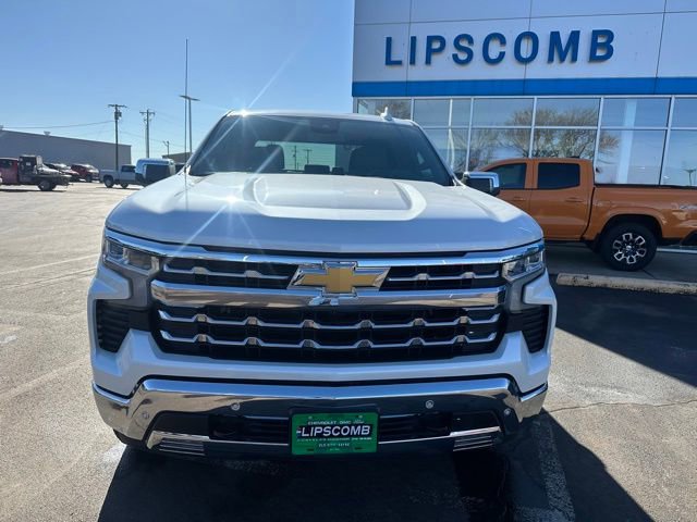 Used 2024 Chevrolet Silverado 1500 LTZ image 2