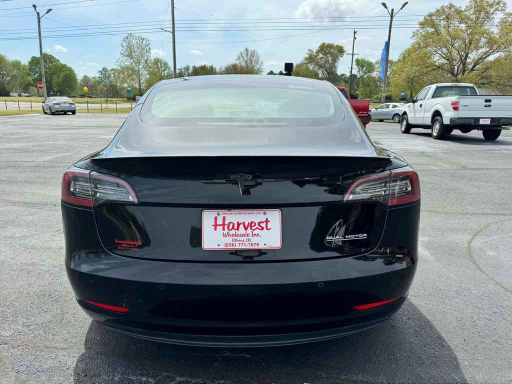 Used 2020 Tesla Model 3 Performance image 3