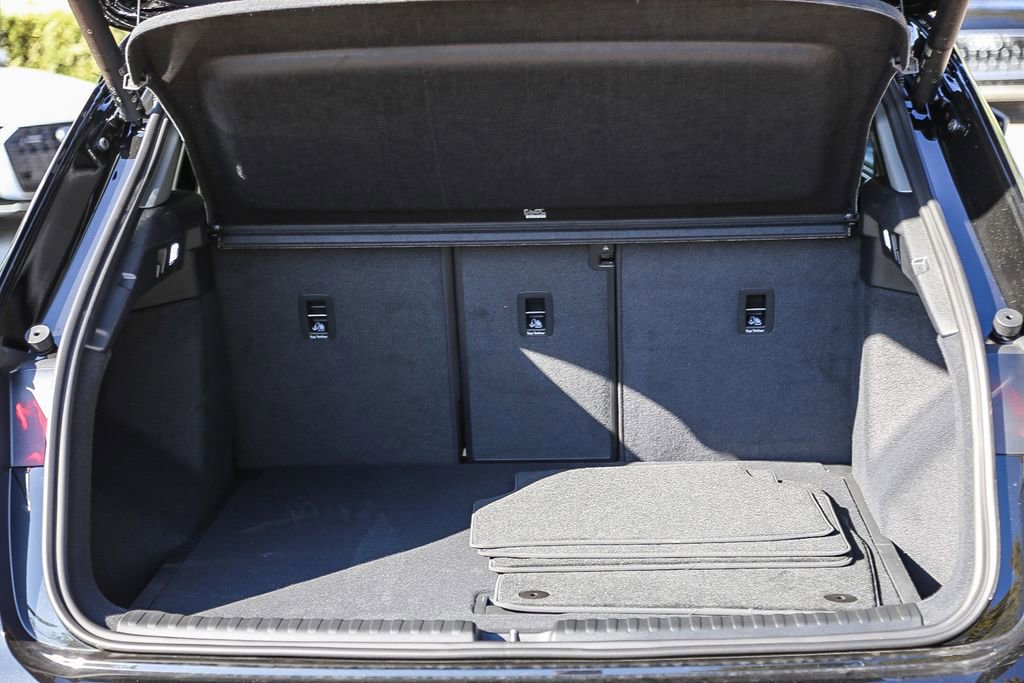 New 2026 Audi Q4 e-tron Premium Plus image 25