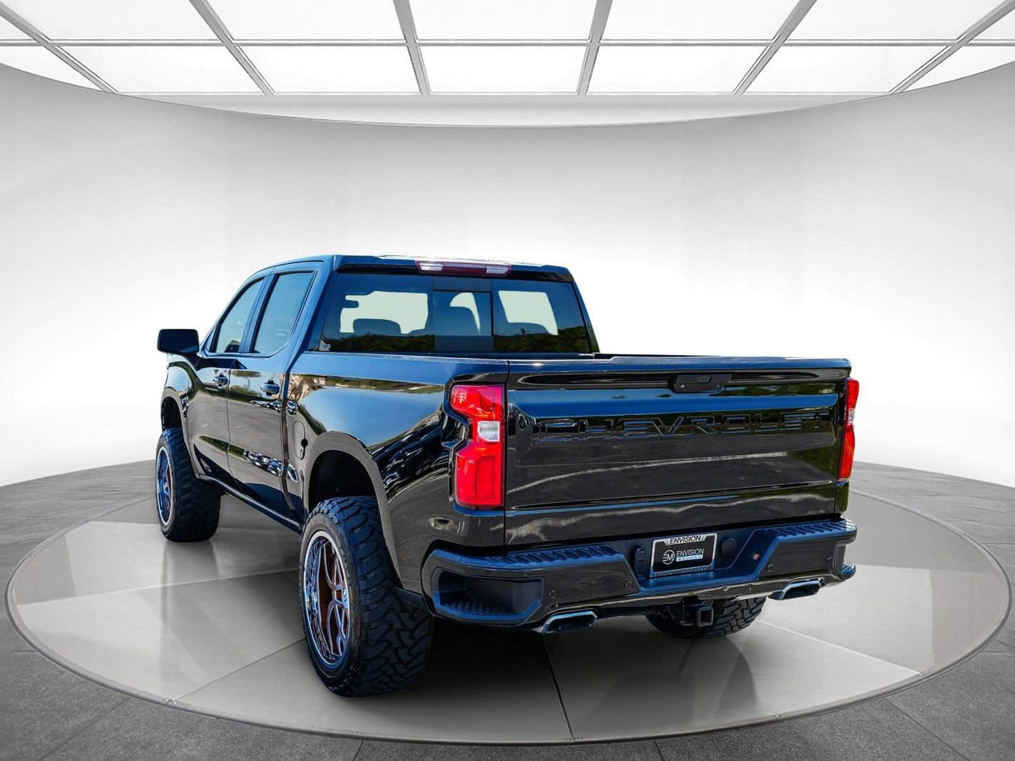 Used 2020 Chevrolet Silverado 1500 LT Trail Boss AWD/4WD image 2