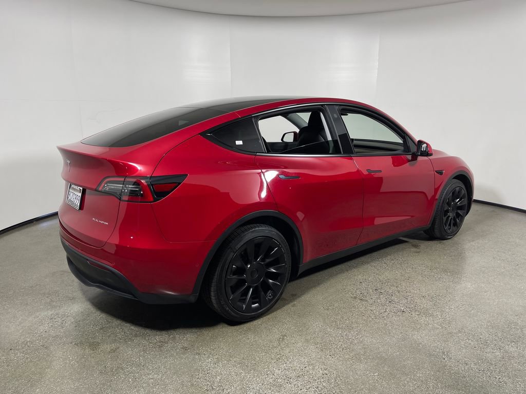 Used 2021 Tesla Model Y Long Range AWD/4WD image 3