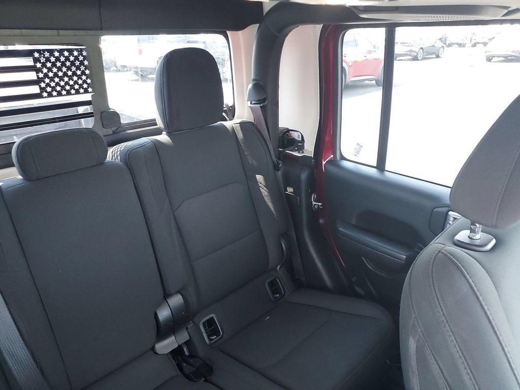 Used 2021 Jeep Gladiator Mojave AWD/4WD image 14