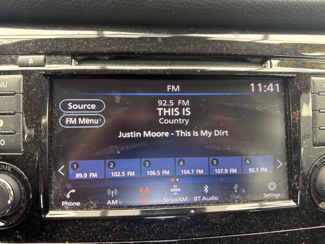 Used 2020 Nissan Rogue S image 17