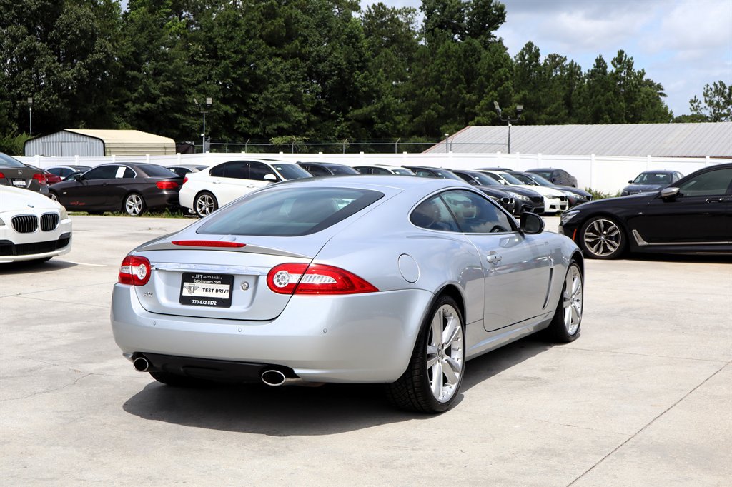 Used 2010 Jaguar XK Coupe RWD image 7