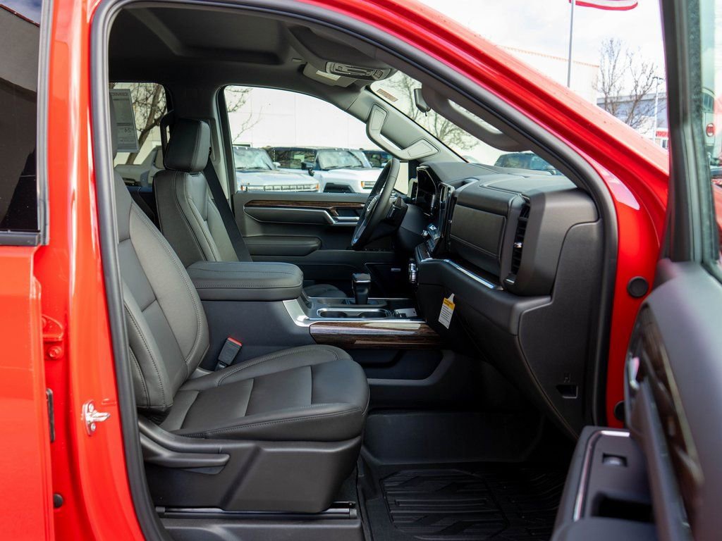 New 2026 GMC Sierra 1500 Elevation w/ Elevation Premium Package AWD/4WD image 10