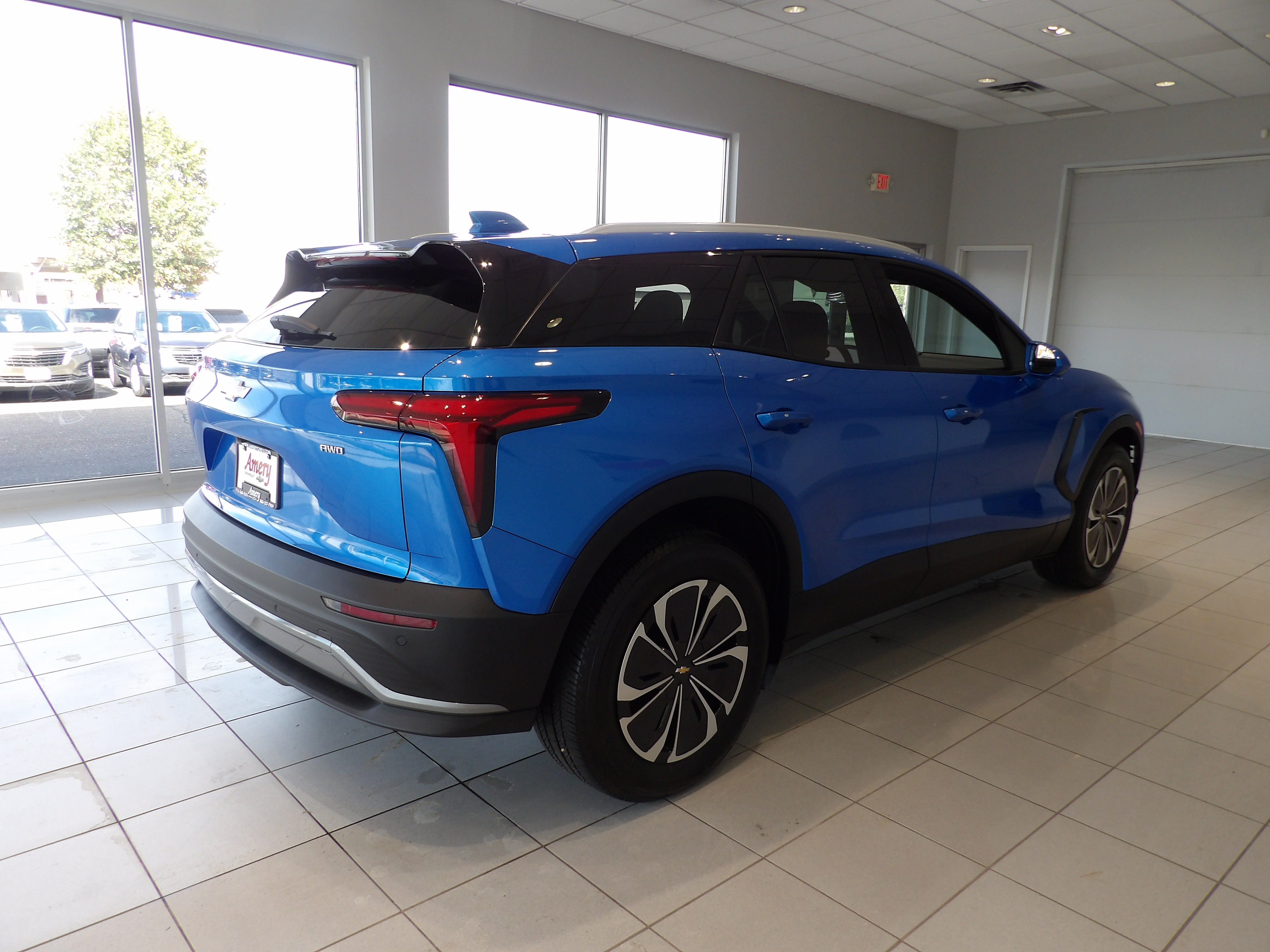 Used 2024 Chevrolet Blazer EV LT AWD/4WD image 4