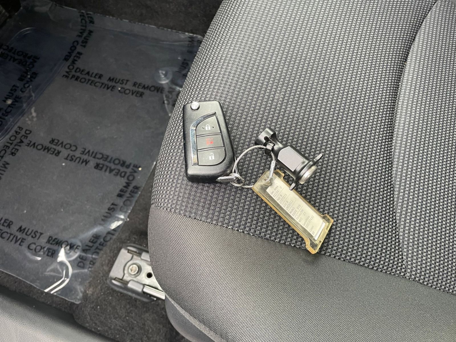 Used 2025 Toyota RAV4 LE image 22