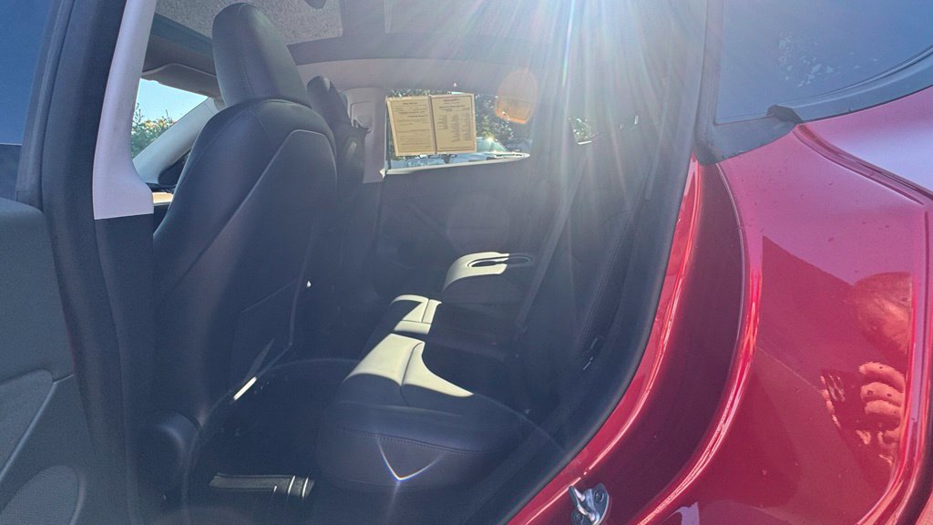Used 2023 Tesla Model Y Long Range AWD/4WD image 19
