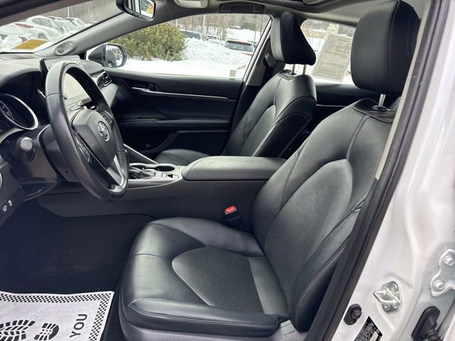 Used 2021 Toyota Camry XLE image 24