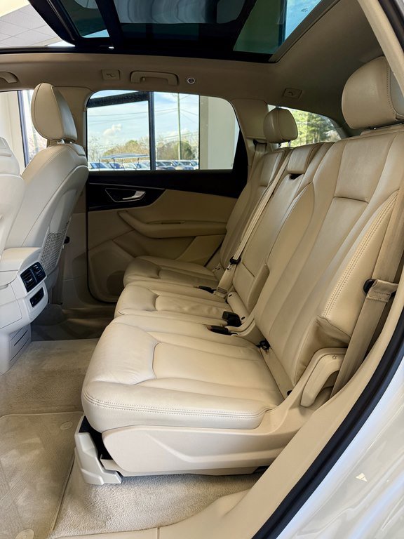 Used 2017 Audi Q7 3.0T Premium Plus image 17