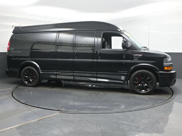 Used 2025 Chevrolet Express 2500 Extended w/ Driver Convenience Package RWD image 55