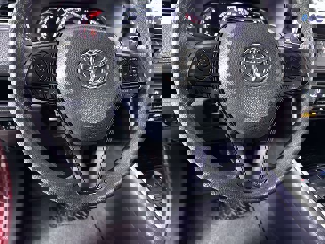 Used 2023 Toyota RAV4 XLE image 22