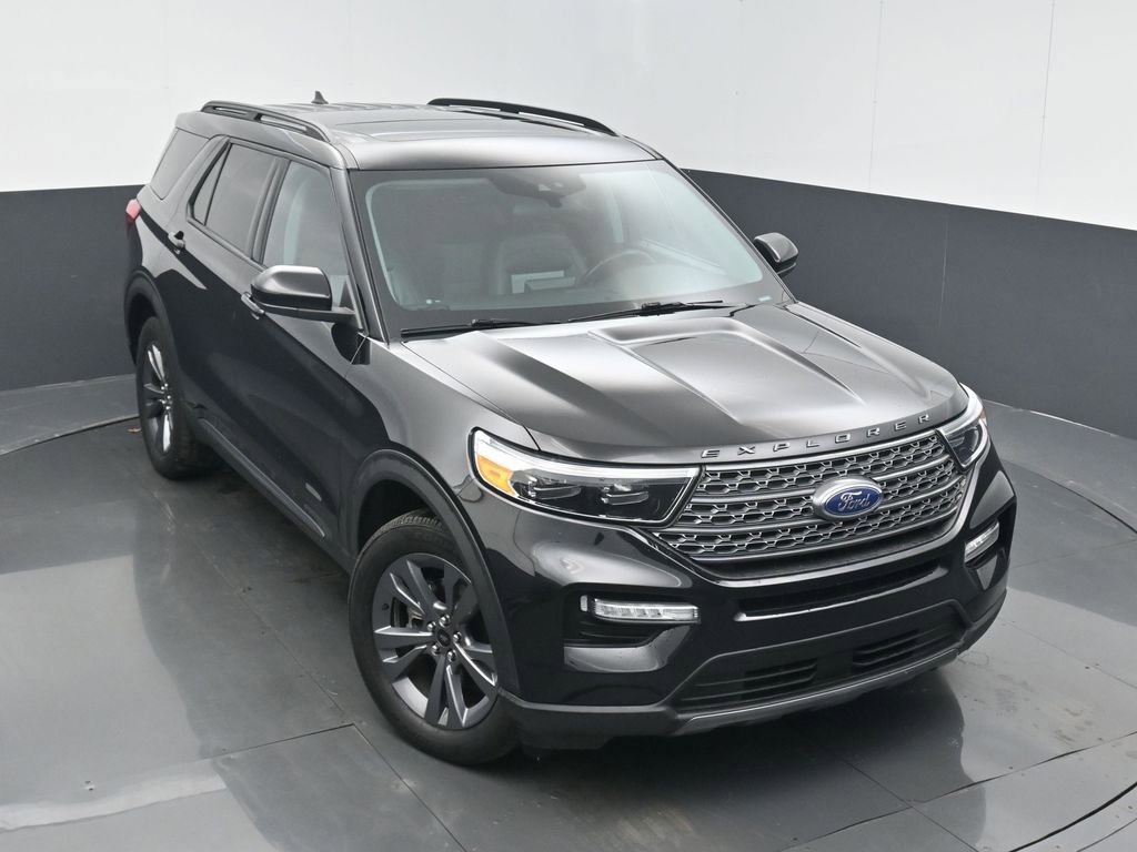 Used 2022 Ford Explorer XLT w/ Equipment Group 202A image 44