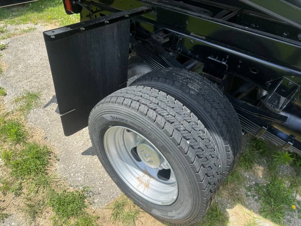 New 2024 RAM 5500 Tradesman RWD image 41
