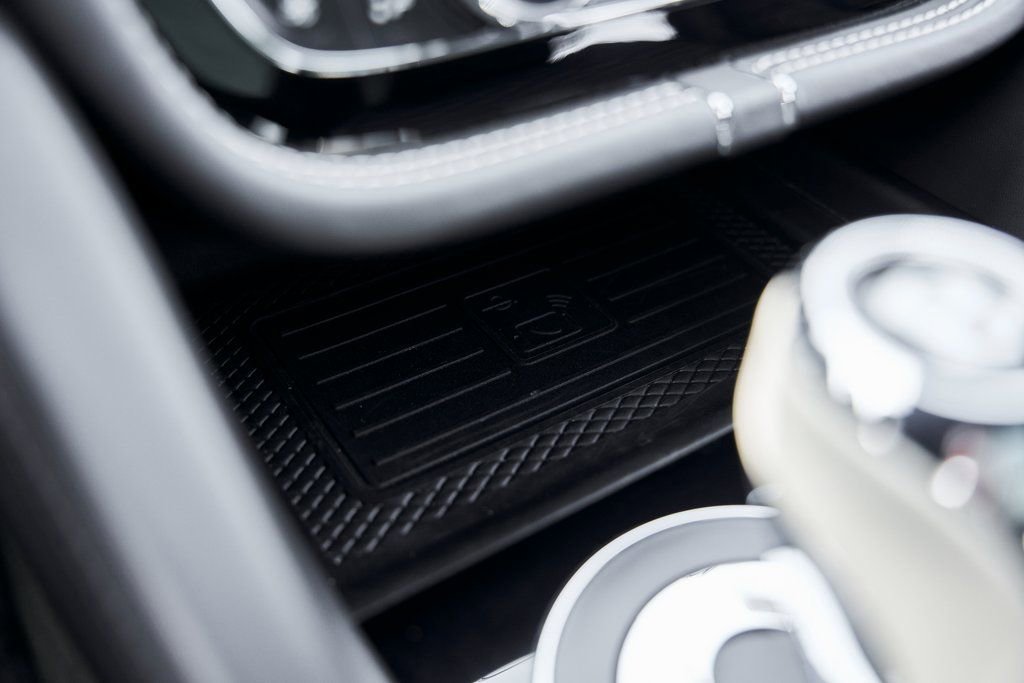 Used 2023 Bentley Bentayga Extended Wheelbase image 75