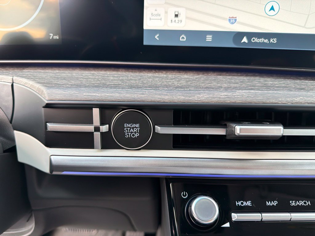 New 2027 Hyundai Santa Fe Limited AWD/4WD image 36
