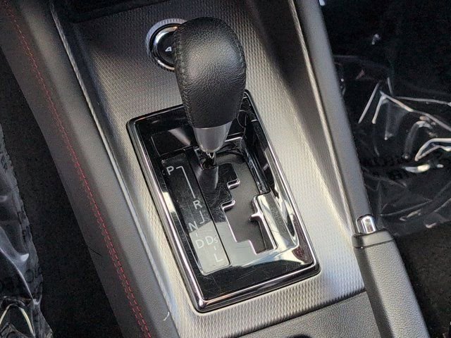 Used 2025 Mitsubishi Outlander Sport SE AWD/4WD image 19