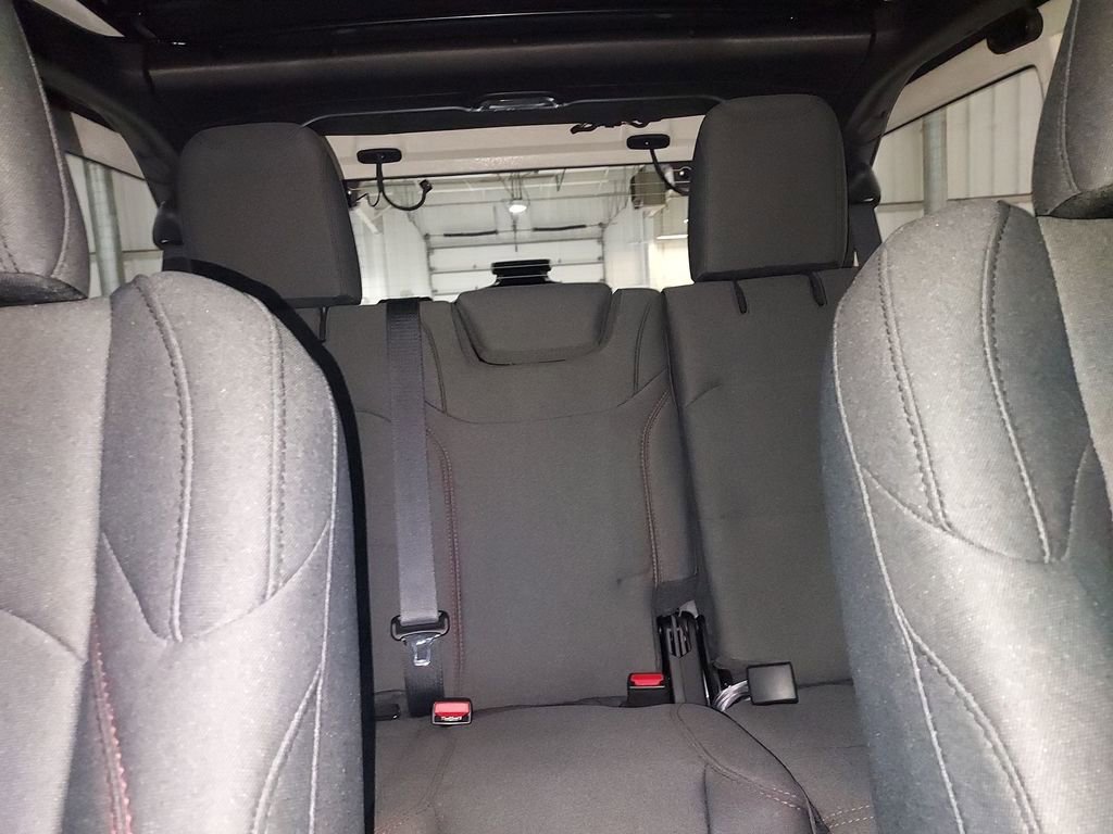 New 2026 Jeep Wrangler Unlimited Rubicon image 13