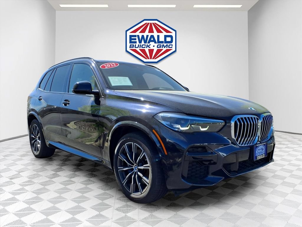 Used 2022 BMW X5 xDrive40i AWD/4WD image 2