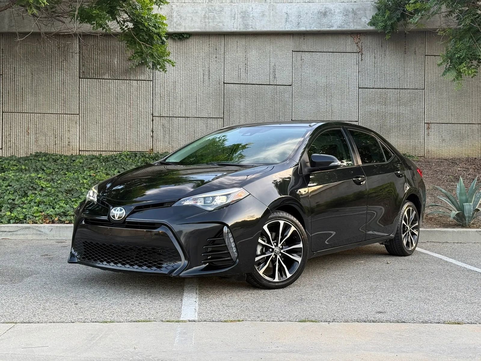 Used 2019 Toyota Corolla SE