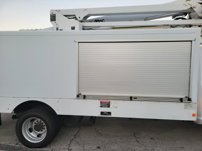 Used 2017 RAM 5500 Tradesman w/ Power & Remote Entry Group RWD image 4