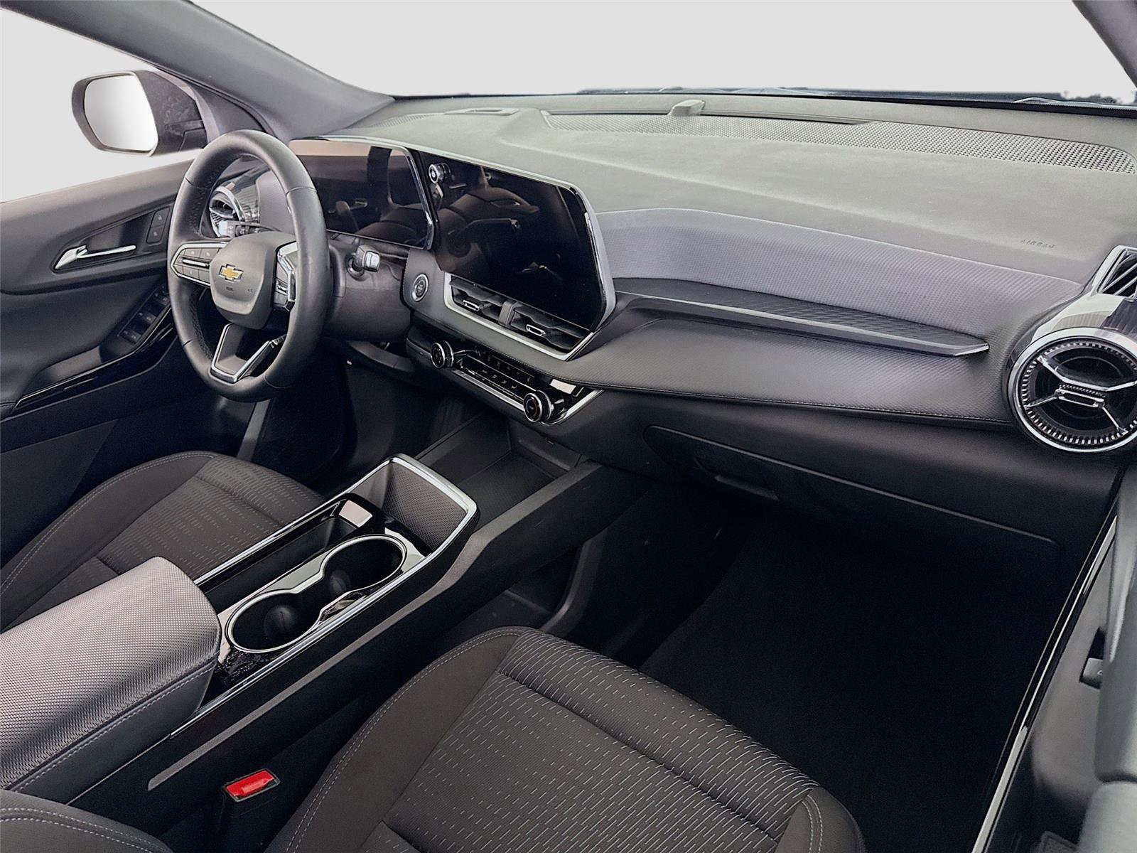 Used 2025 Chevrolet Equinox LT image 21