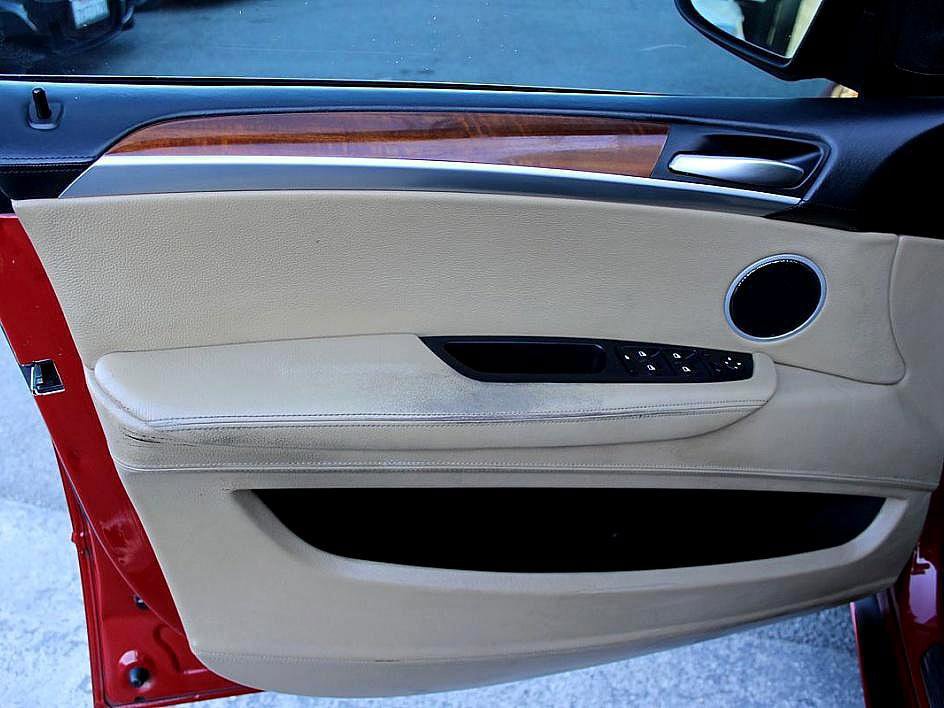 Used 2012 BMW X5 M image 7