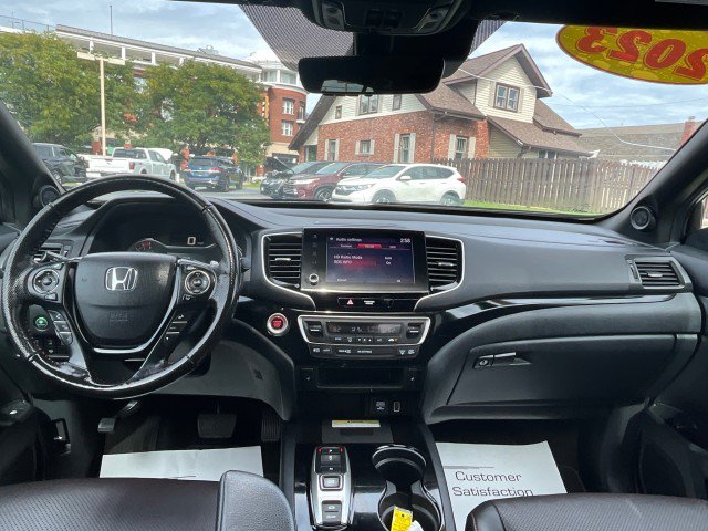 Used 2023 Honda Ridgeline Black Edition image 11