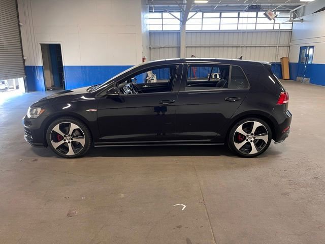 Used 2018 Volkswagen Golf 4-Door image 6